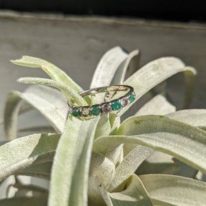 Emerald and white topaz sterling silver ring, sz 7